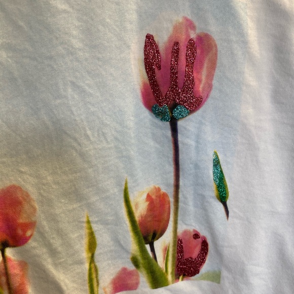 Spring ready Tee with sparkle detail🌷 - Picture 4 of 4